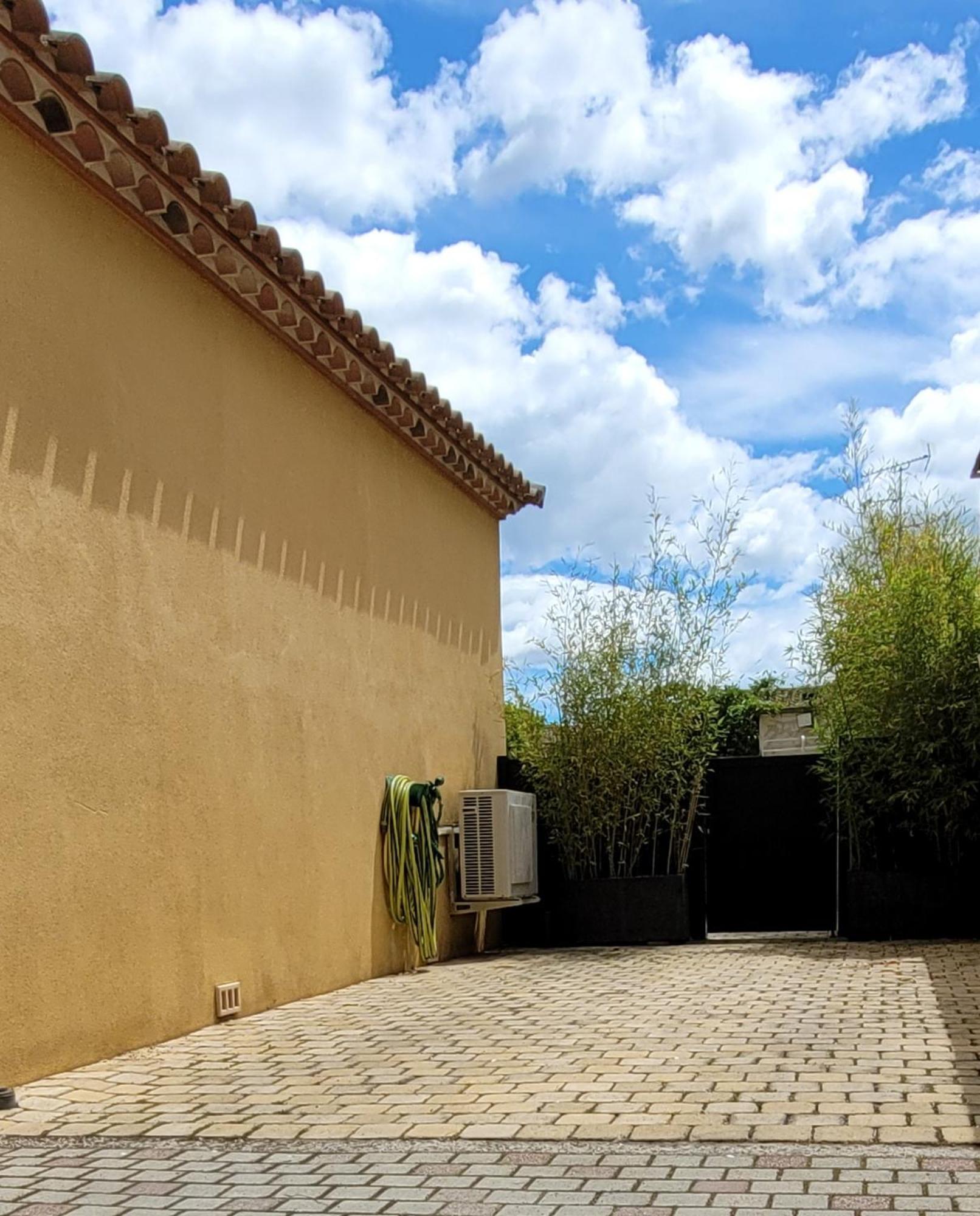 Chez Valeric Apartment Lunel  Luaran gambar